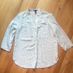 FOREVER 21 TOP WHITE & BLACK PRINT 3/4 SLEEVE MEDIUM